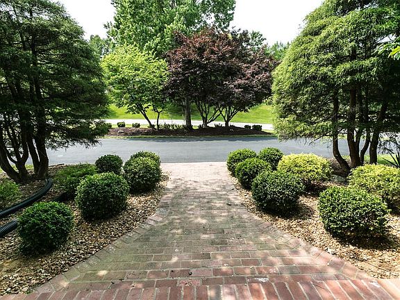 2nd image of 434 Cheshire Farm Ln