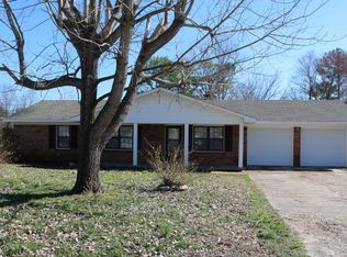 1409 Fords Way, Muscle Shoals, AL 35661