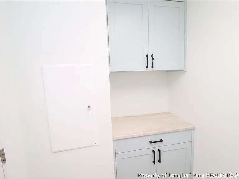 410 Boscawen Ln — Photo 21