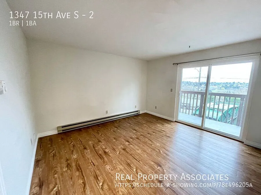 $500 Move-In Special! - Controlled Access/Secure Parking Incld./Pets Welcome! | City Views | $500... — Photo 4