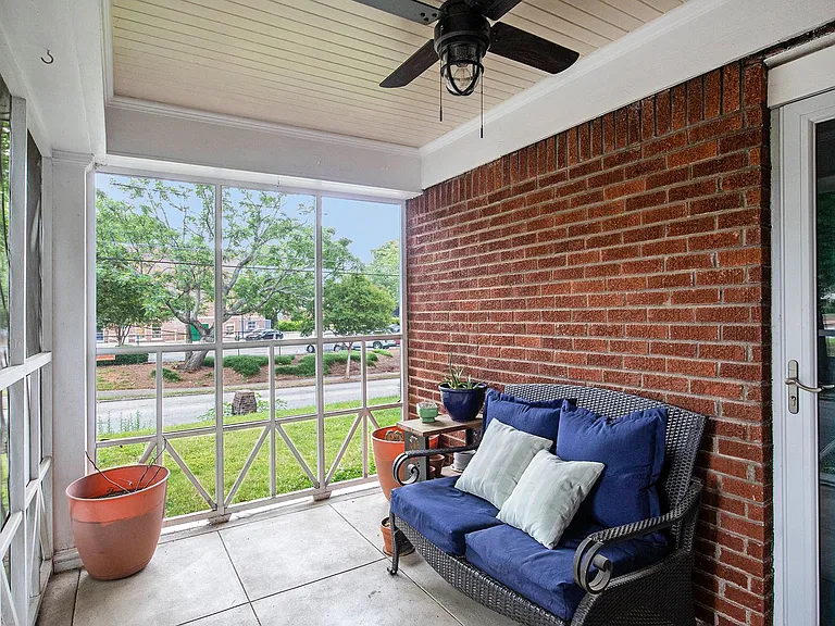 1755 Langston Ave SW — Photo 3