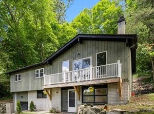 320 Cupsaw Dr, Ringwood, NJ 07456