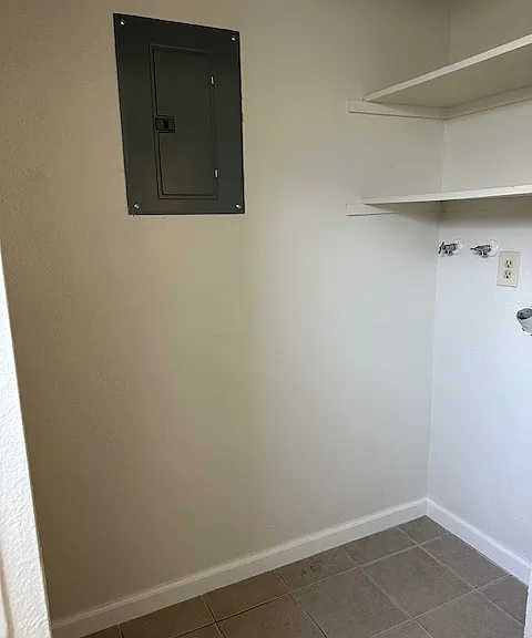9542 Bancroft Way — Photo 24