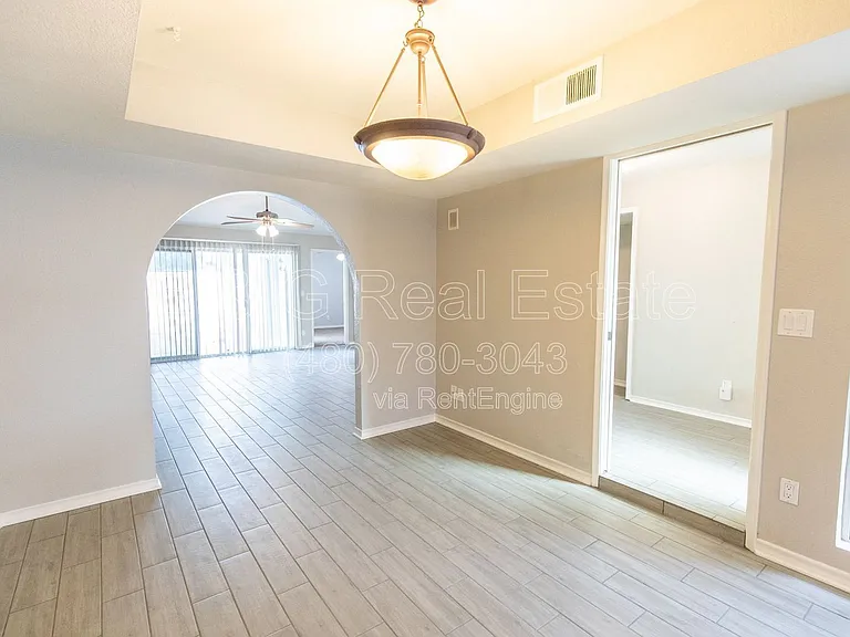 2908 E Avenida Olivos — Photo 11