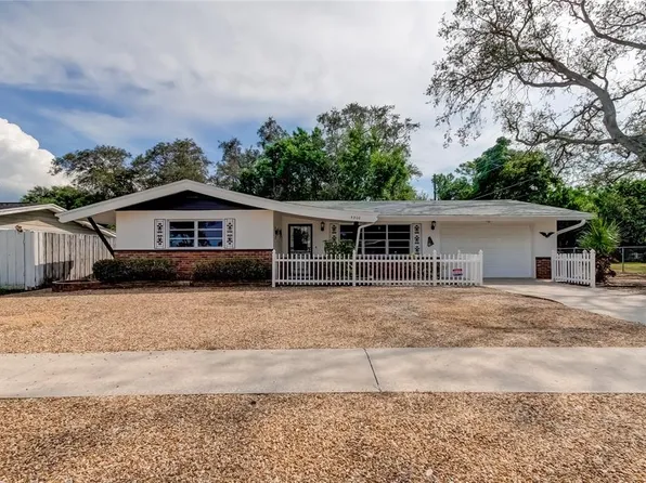 5300 Spanish Trl, Holiday, FL 34690