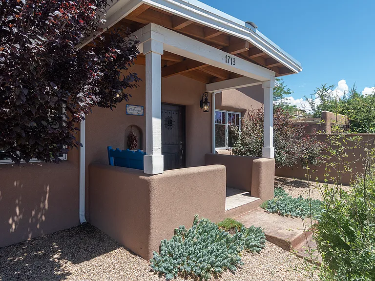 1713 Paseo De Peralta — Photo 1
