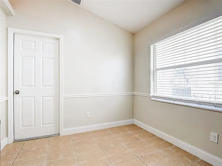 1128 Pinedale Dr — Photo 34