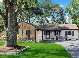 173 S Pinecrest Rd, Bolingbrook, IL 60440