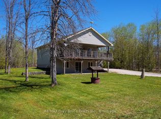 94 Maple Dr, Northern Bruce Peninsula, ON N0H1Z0