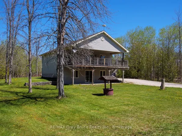 94 Maple Dr, Northern Bruce Peninsula, ON N0H 1Z0