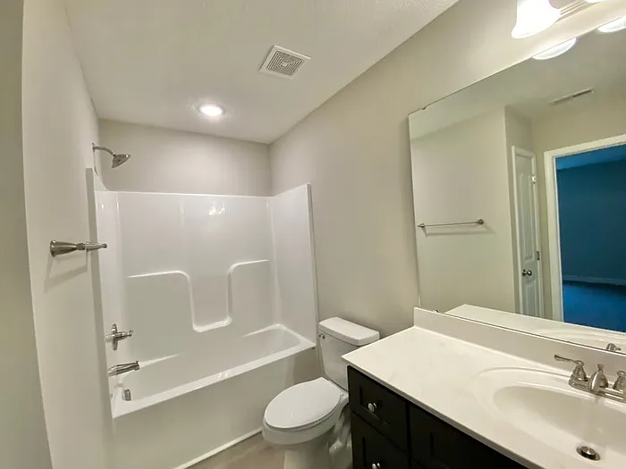 110 Pinecrest Cir W #B — Photo 6