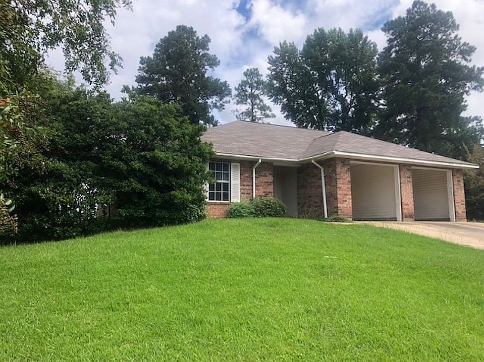 4701 Whispering Pines Loop, Pineville, LA 71360 Zillow
