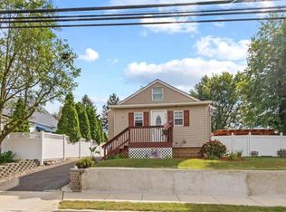 312 Creek Rd, Bellmawr, NJ 08031