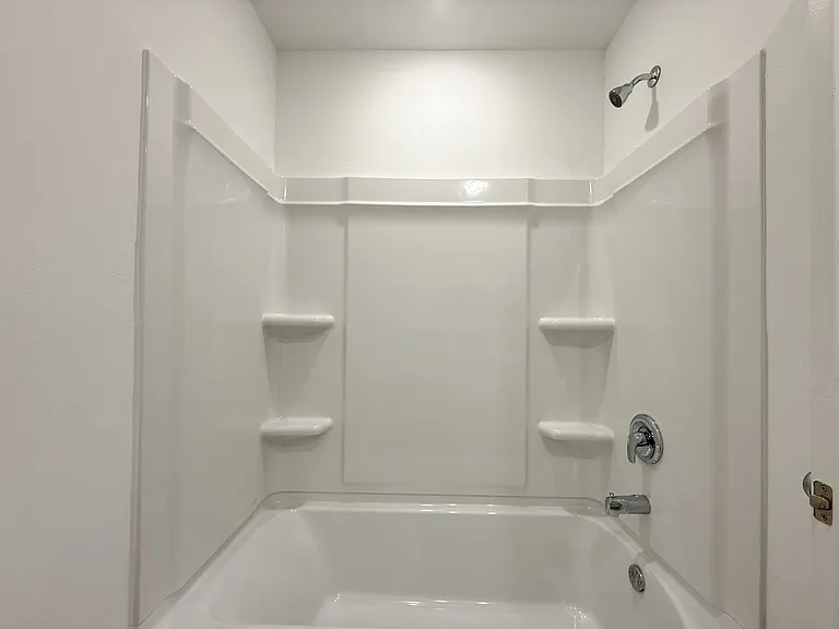 16301 Harvester Dr — Photo 24
