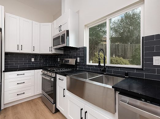 2nd image of 7246 Canyon Hill Way