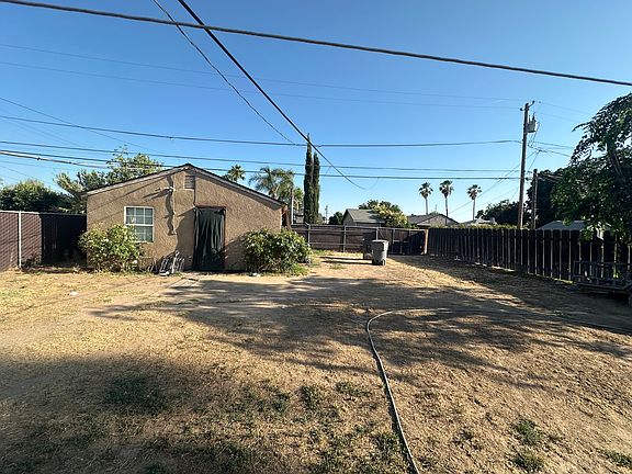 4th image of 1325 W Fountain Way