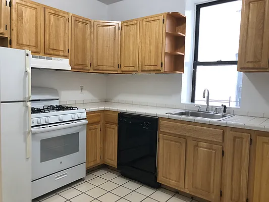 Rented by CNYC Apartments | media 30