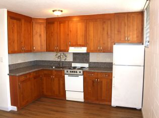 2717 S King St APT 303, Honolulu, HI 96826