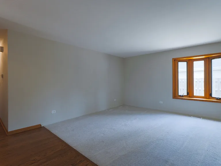 1000 Hunter St — Photo 4