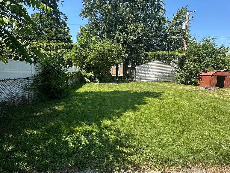 17875 Peters St — Photo 14