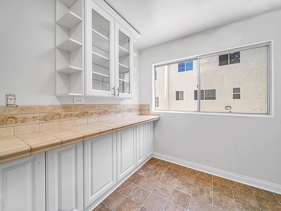 5th image of 11260 Overland Ave APT 22E