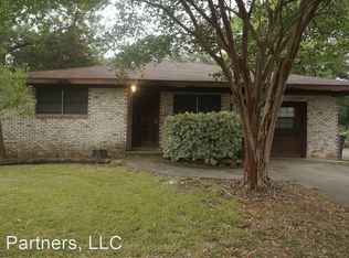 802 Thomas St, College Station, TX 77840