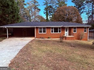 1226 Hickory Dr SW, Lilburn, GA 30047