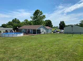 849 Coiltown Rd, Nebo, KY 42441