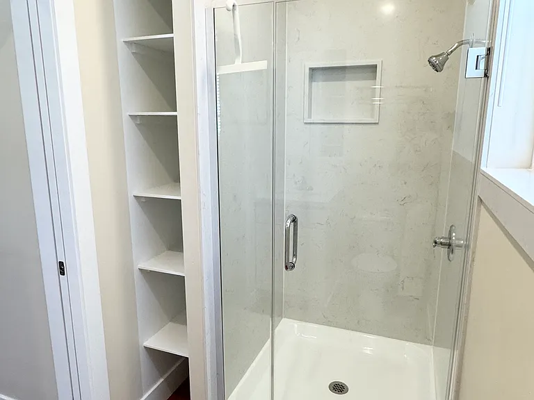 2212 Opera Aly — Photo 14