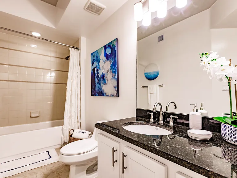Aviah Flagler Village — Photo 135