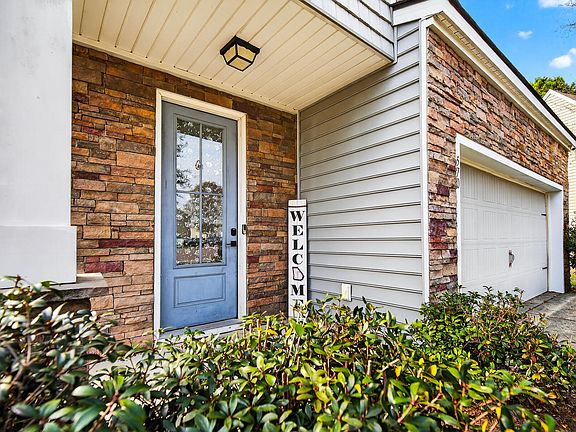 4th image of 570 Rosings Dr