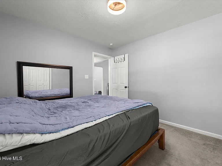 1053 Grove Landing Ln — Photo 9
