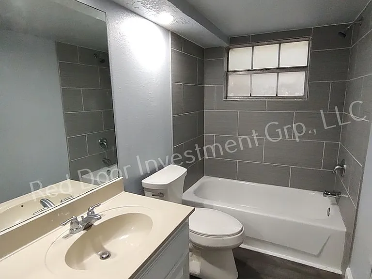 706 W Dixie Ave #12 — Photo 13