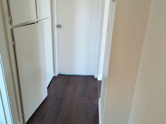 3rd image of 435 N Hamilton Ave APT D