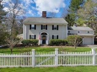 92 Woodlawn Ave, Wellesley, MA 02481