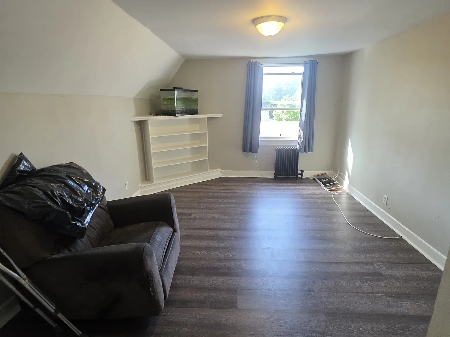 2 bed, $1,250 — Photo 3