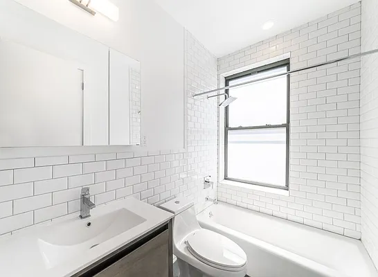 Rented by MNS | media 33