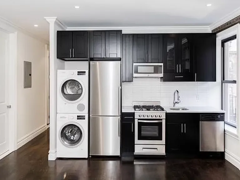 170 W 83rd St #4E — Photo 1
