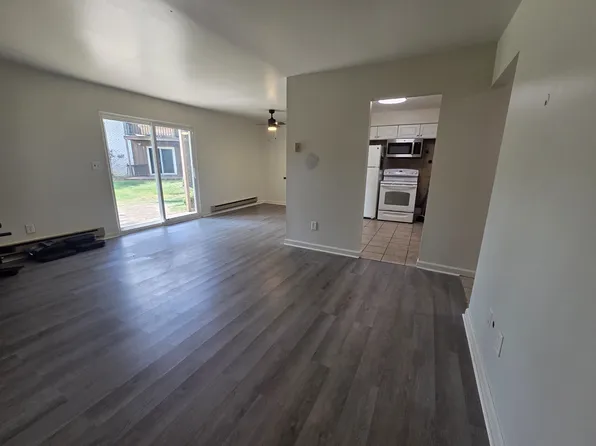 7625 Woodview St APT 1, Westland, MI 48185
