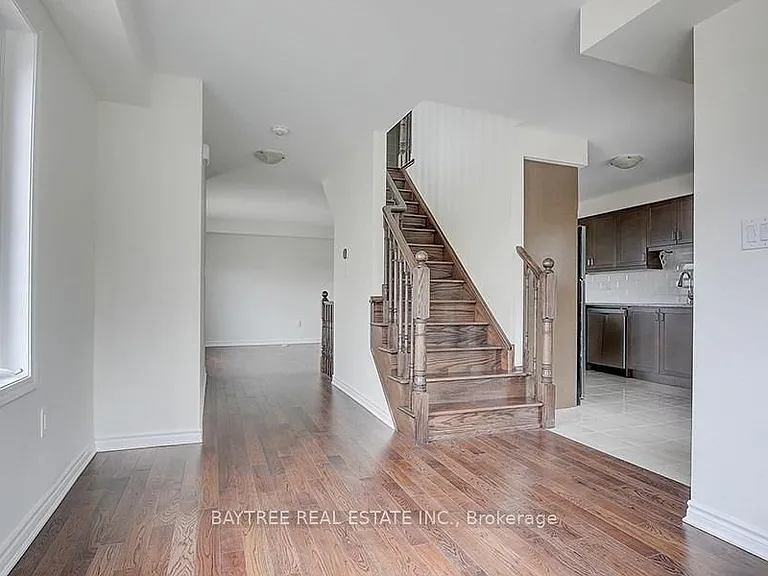 76 Casely Ave — Photo 15