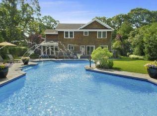 56 Sherwood Ln, East Hampton, NY 11937