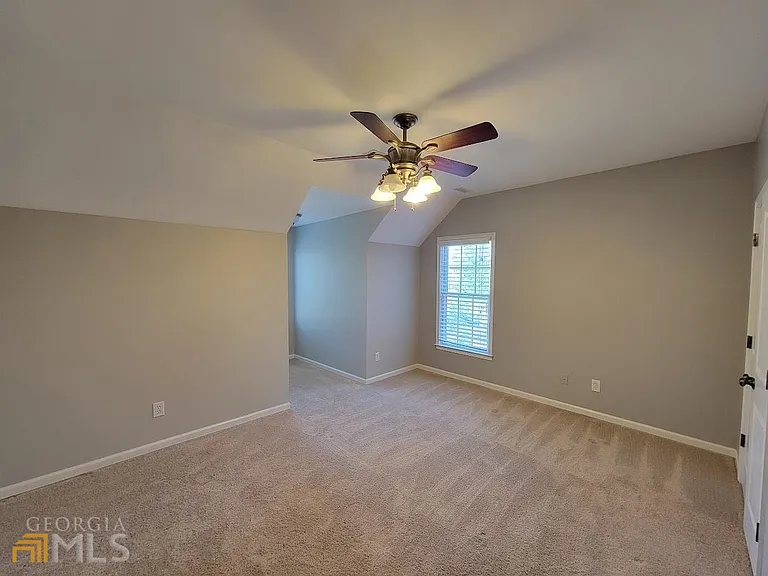 125 Farmington Dr — Photo 21