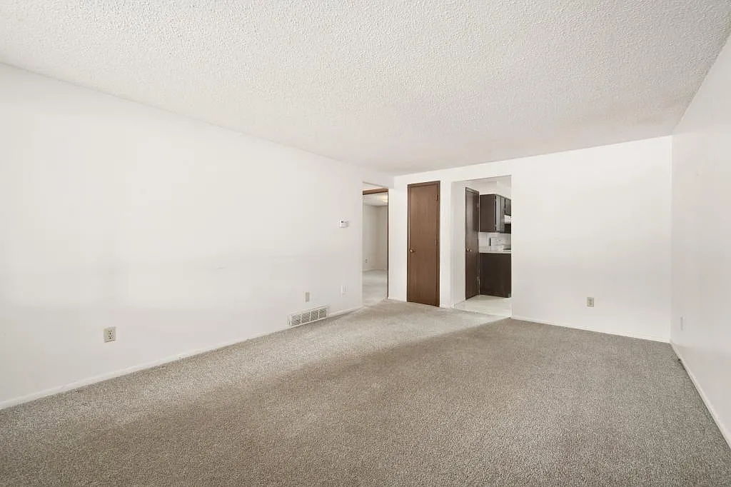 2606 N. Gilpin Ave — Photo 3