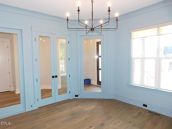 5th image of 130 Autumn Gate St