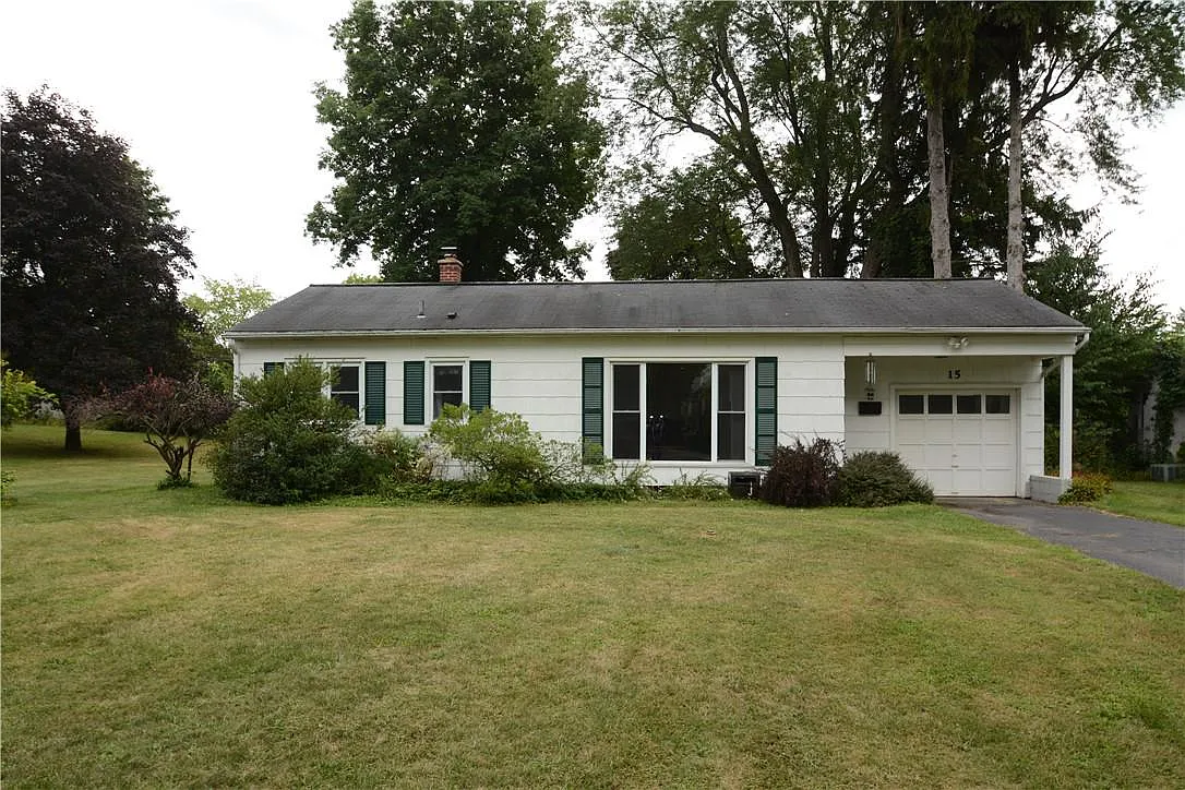 15 Valley View Dr photo 1