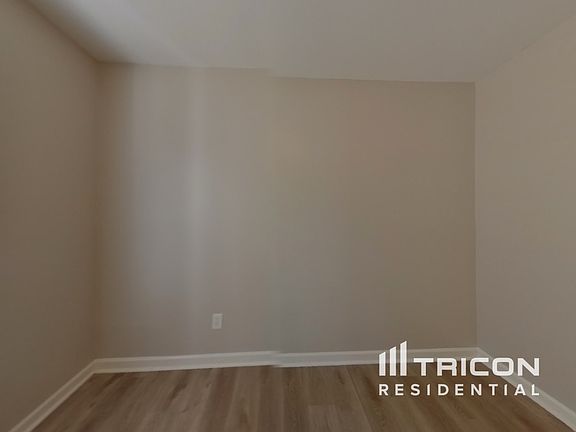 4th image of 2313 Century Oaks Ln