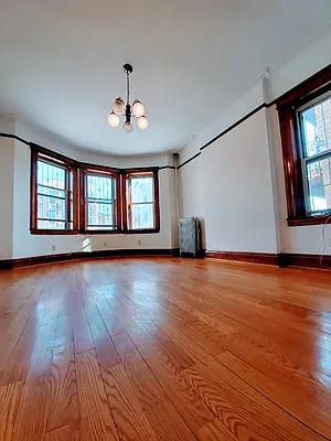 Rented by Compass | media 13