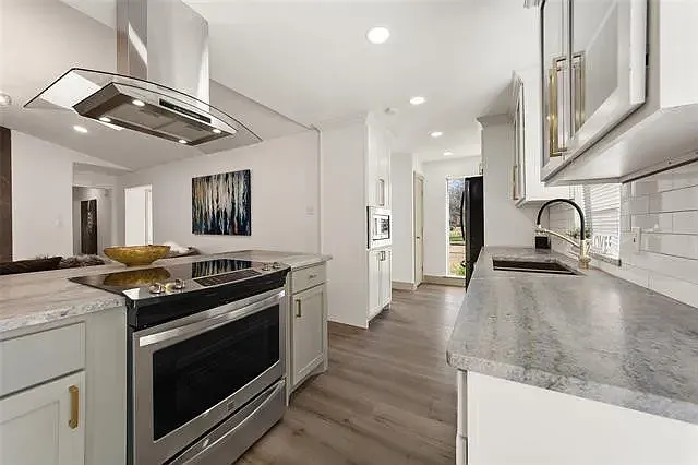 1101 N Park Dr — Photo 5