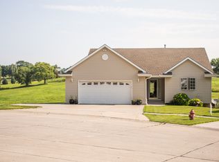 307 Valley Street, Glenwood, IA 51534