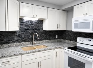 6297 Robinson Rd APT 2, Lockport, NY 14094